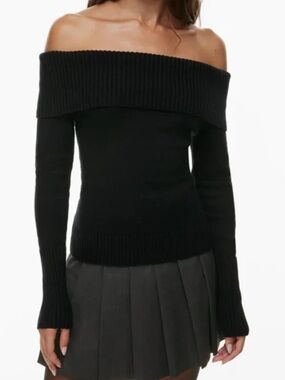 ARITZIA SUNDAY BEST TOPAZ OFF-THE-SHOULDER SWEATER